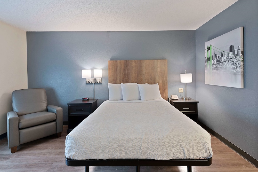 Extended Stay America - Charlotte - Tyvola Rd. 15/48