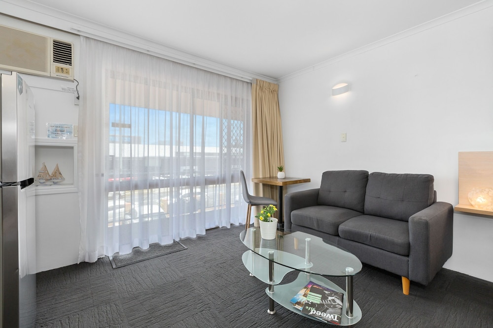 Tweed Harbour Motor Inn 32/57
