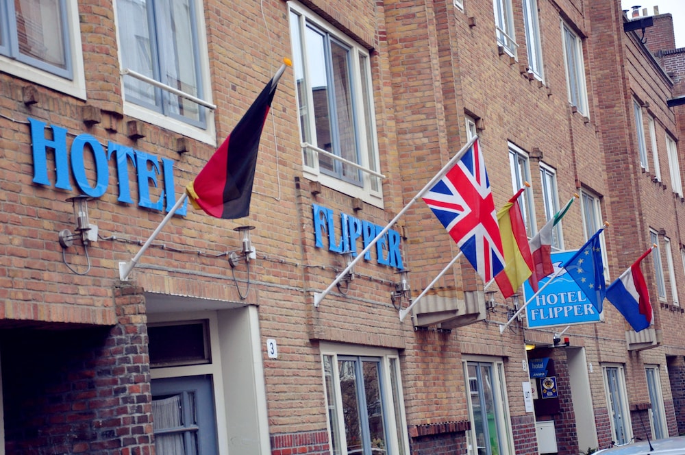 Hotel Flipper 2/46