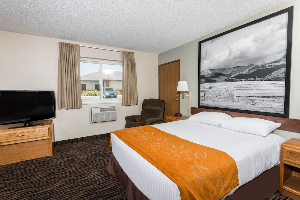 Super 8 by Wyndham Lewistown 18/51