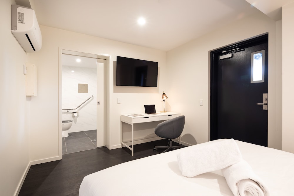 Ascot Budget Inn 35/77