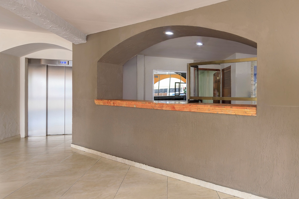 Palette Hotel Batab 13/51