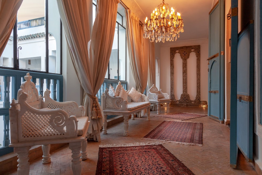 Riad Si Khalifa 66/84