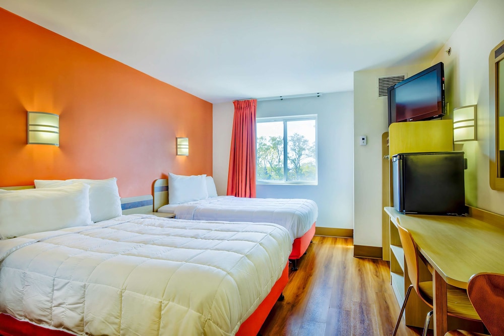 Motel6 Burlington On - Toronto West - Oakville 25/61