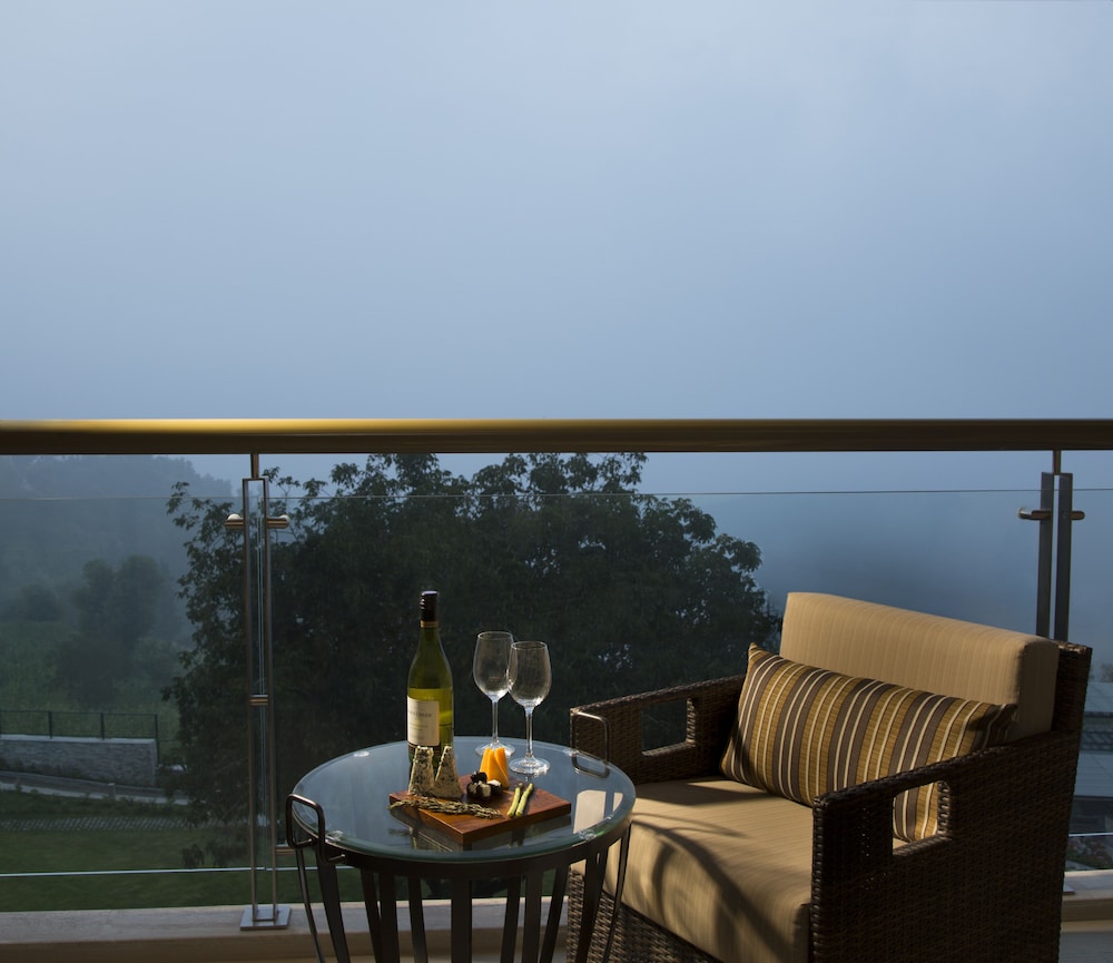 Jw Marriott Mussoorie Walnut Grove Resort Spa 45/52