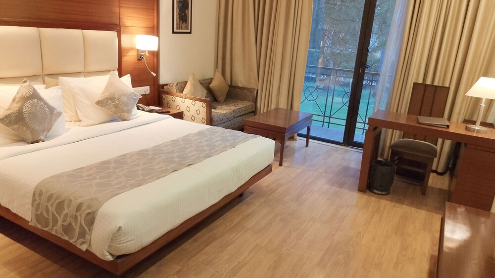 The Nikunj Hotels 3/17