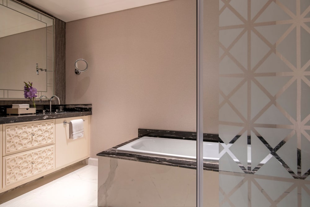 The St. Regis Marsa Arabia Island, The Pearl Qatar 3/50