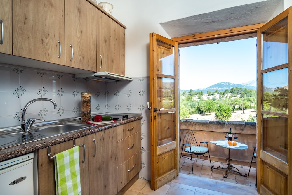 Finca Hotel Can Estades 12/63