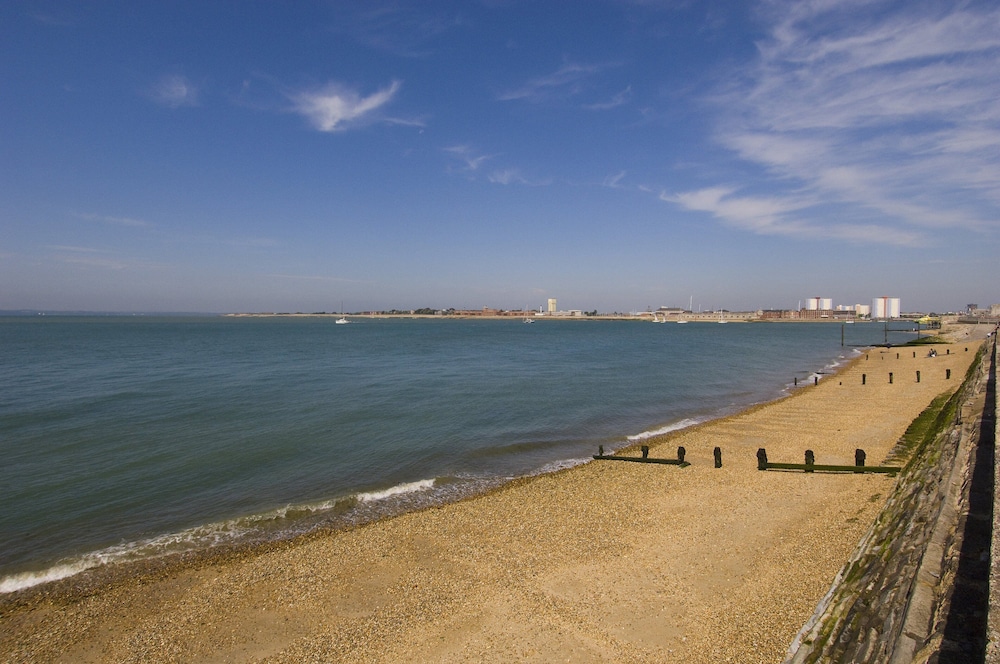 Premier Inn Southsea 22/28