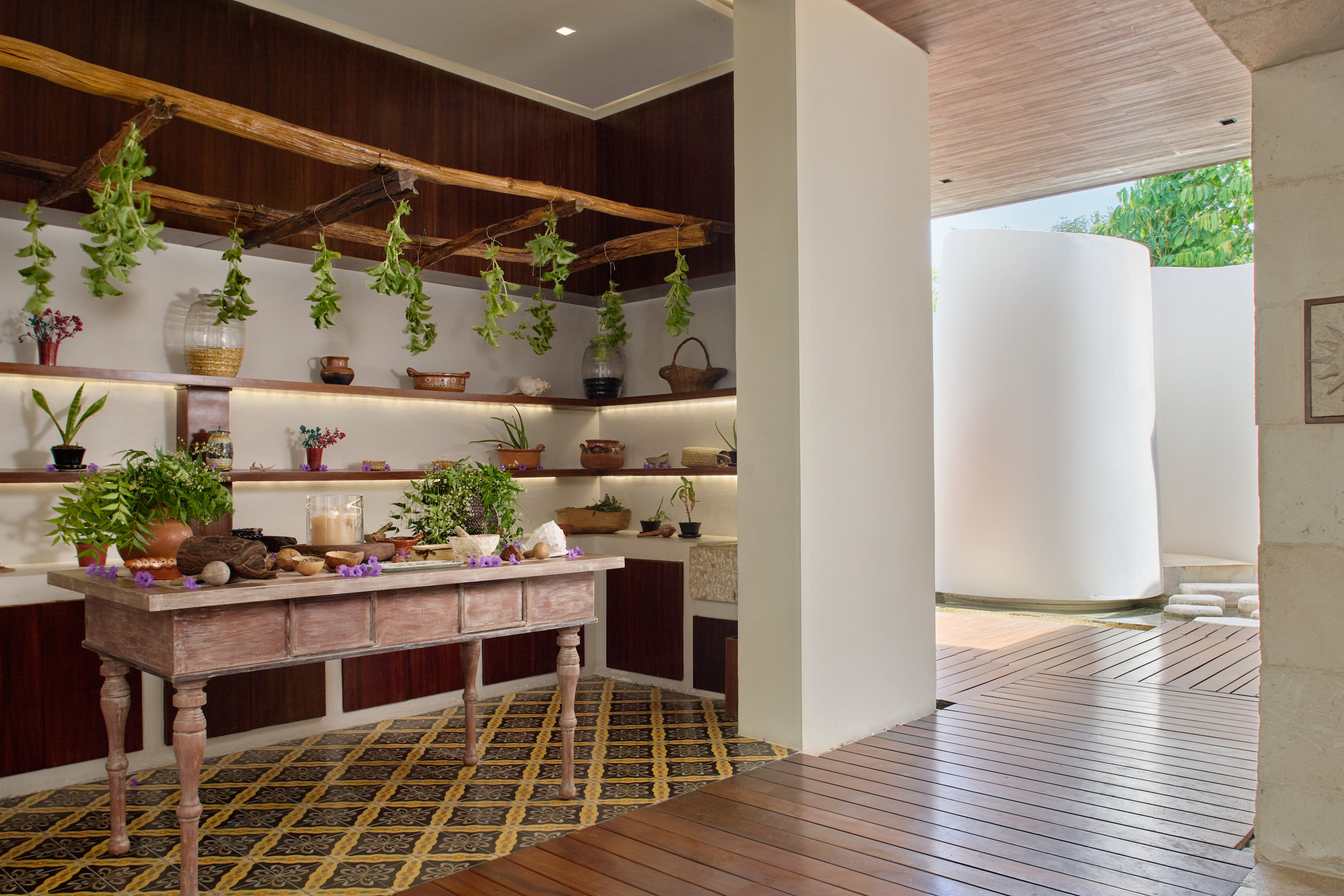 HOTEL CHABLE YUCATAN 10/63