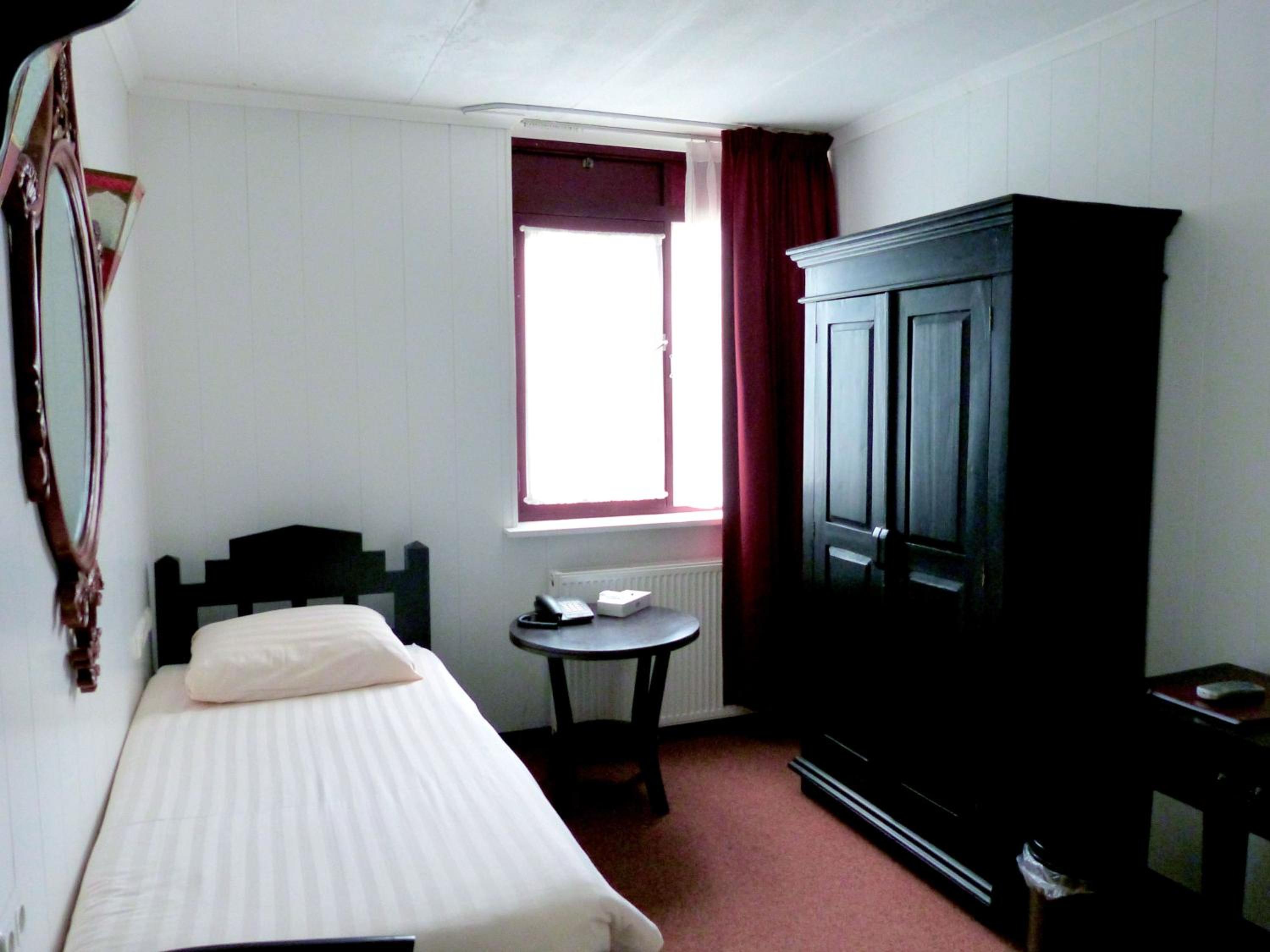 غرفة مفردة