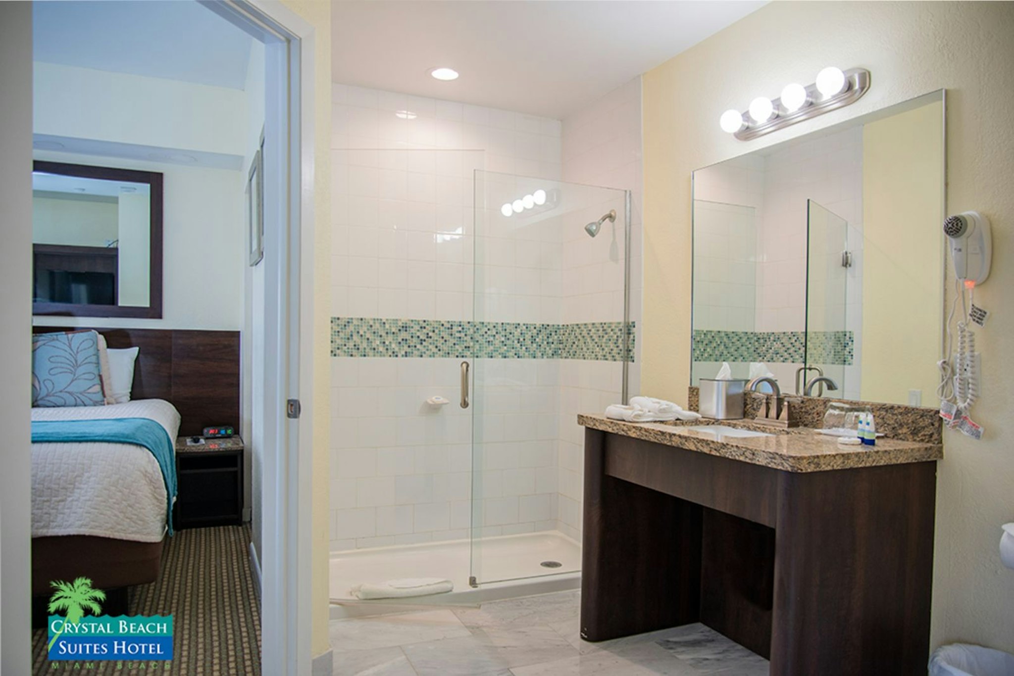 Crystal Beach Suites Miami Oceanfront Hotel 24/24
