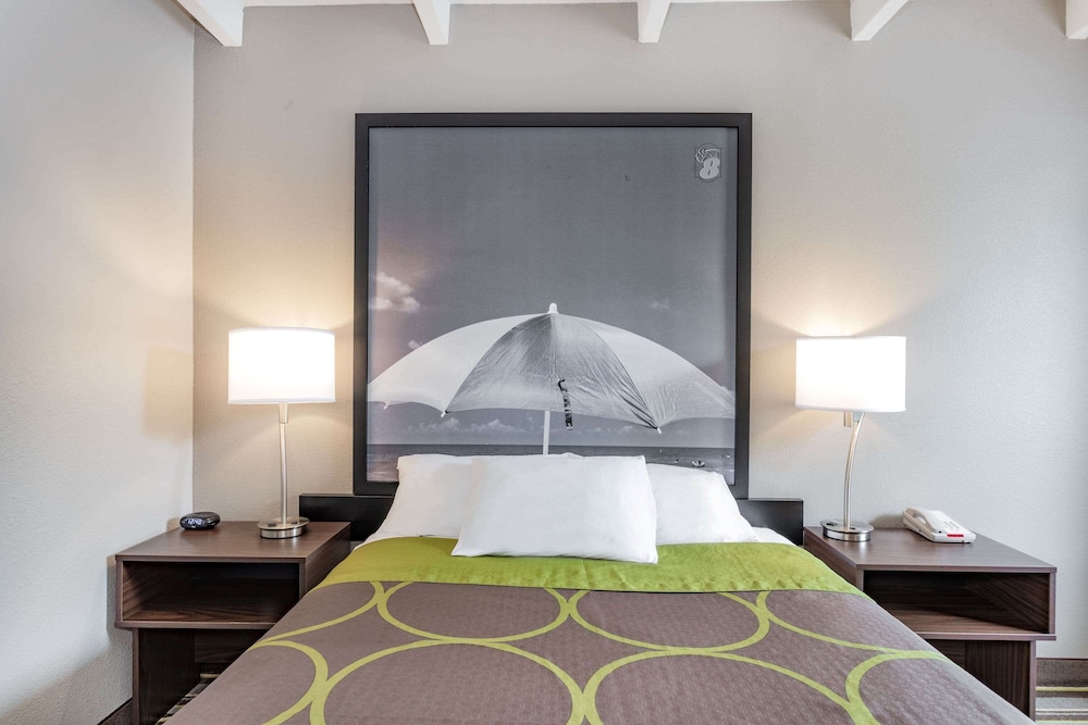 Super 8 By Wyndham Melbourne 23/43