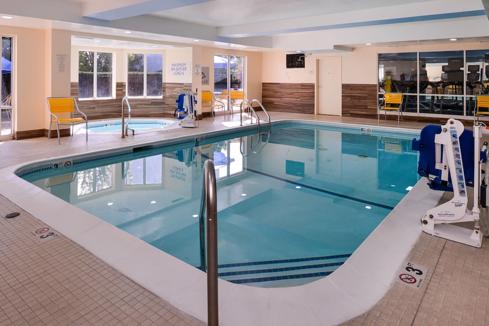 Fairfield Inn By Marriott Louisville North 6/58