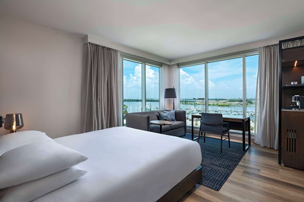 Hyatt Regency Baytown - Houston 10/50