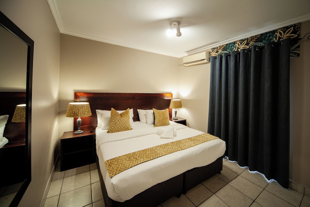 Hotel Tzaneen 11/70
