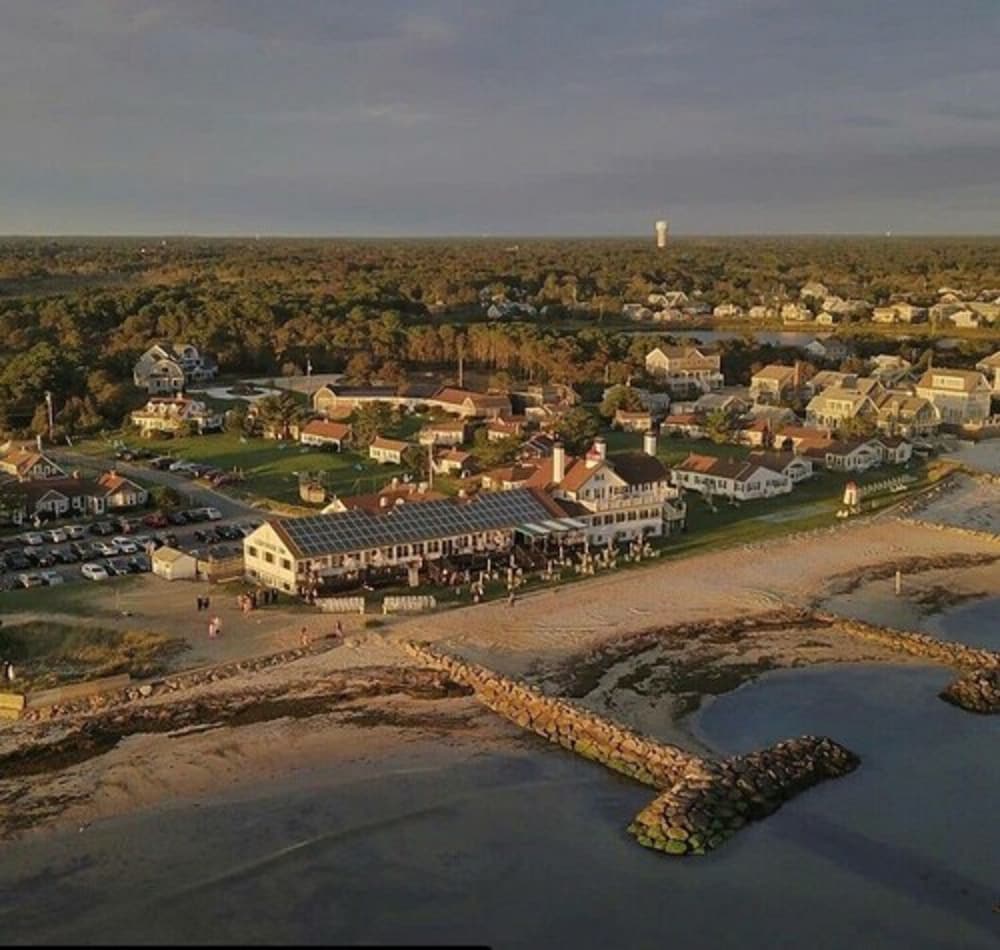 Lighthouse Inn 47/50