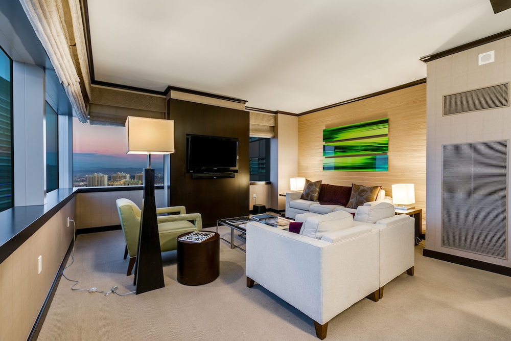 Secret Suites At Vdara 24/50