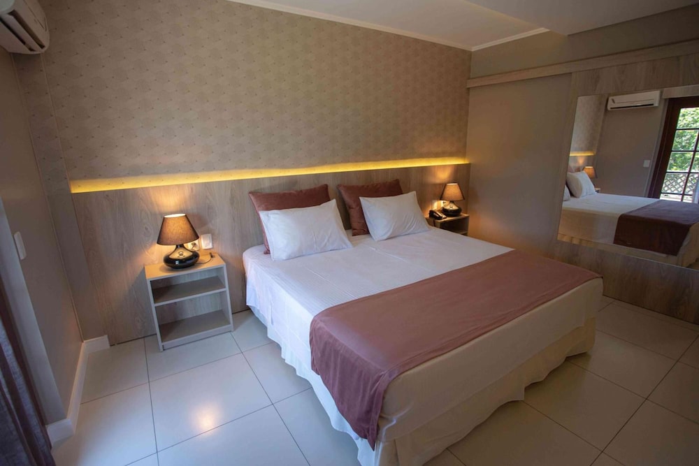 HOTEL AGUAS CLARAS 19/50