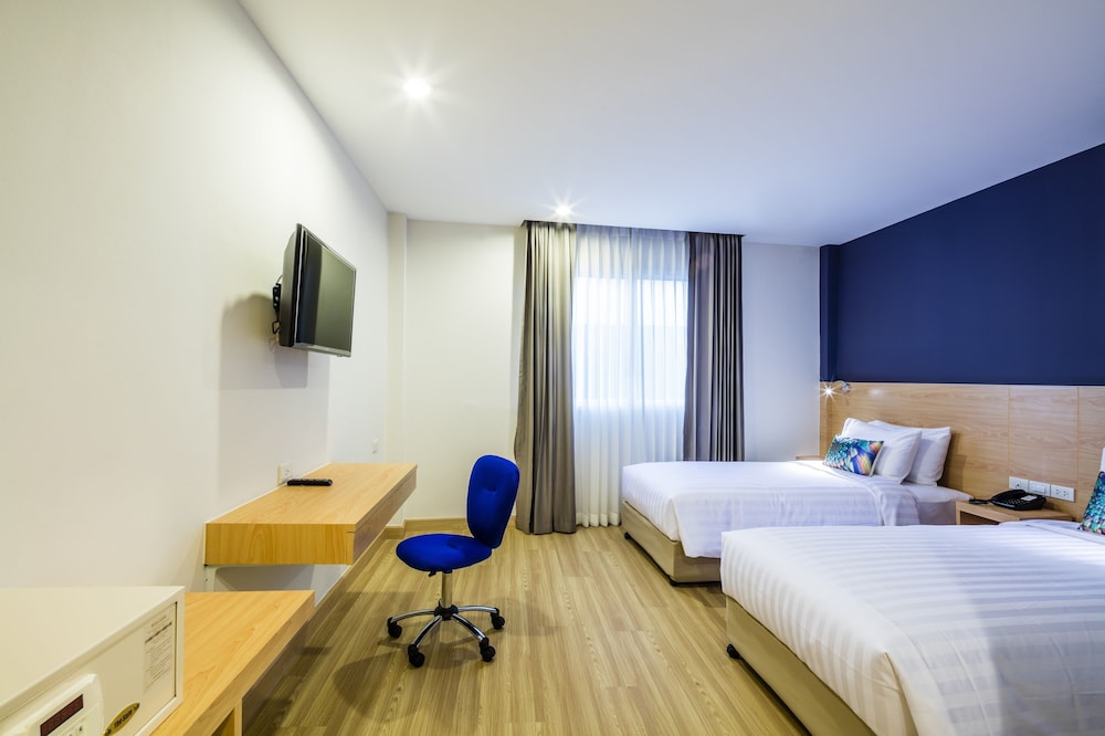 Solo Express Sukhumvit 81 17/57