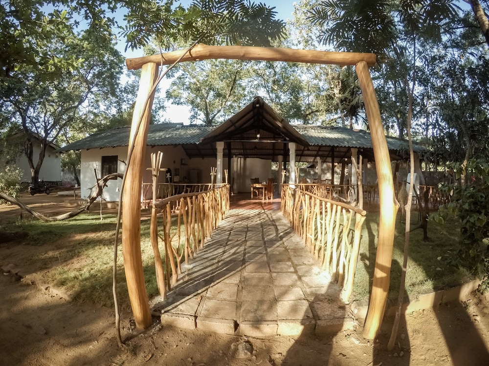 Apsaras Resort Sigiriya 17/45