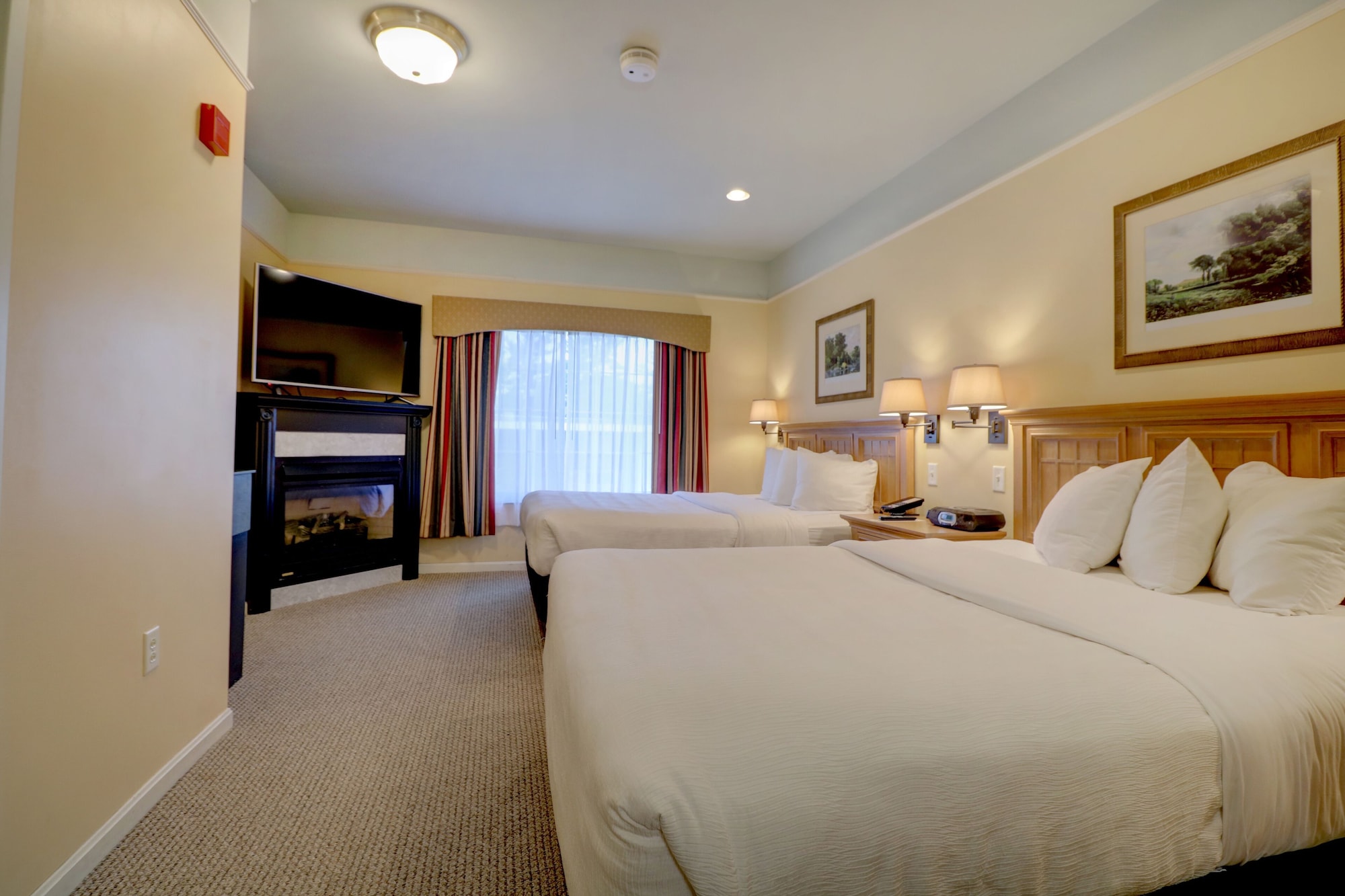 SPA, SUITE, 2 QUEEN BEDS