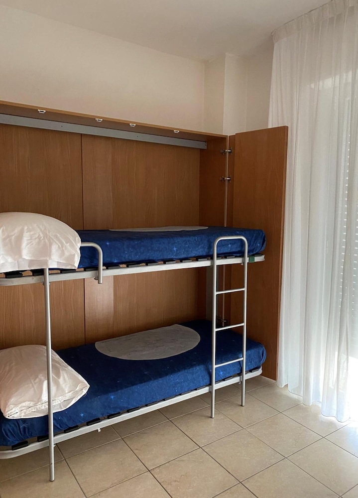 HOTEL IVANA 16/31