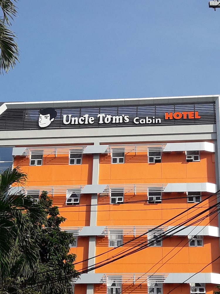 Cebu Uncle Tom's Cabin Hotel powered by Cocotel photo1