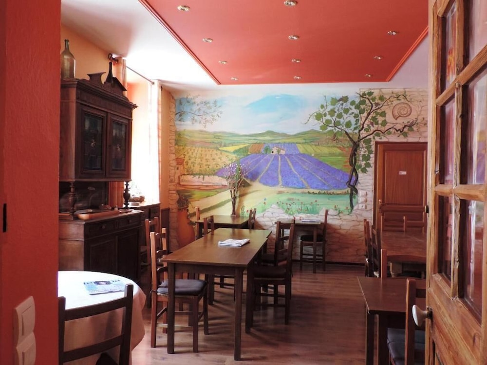 Adonis Digne Hotel particulier 47/50