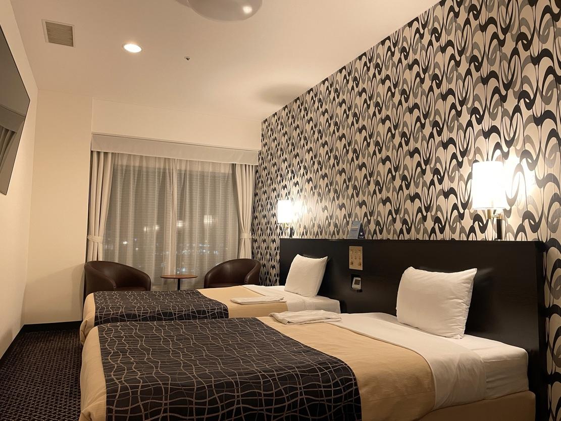 Room, Triple, Bridge View, High Floor