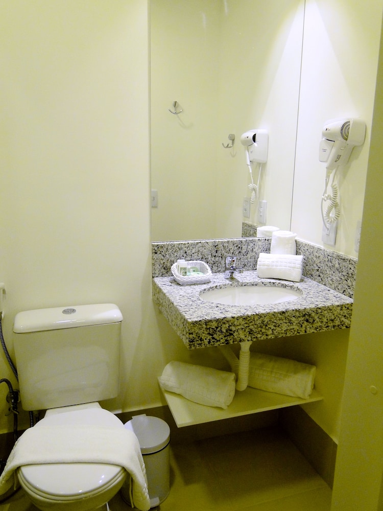Easy Hotel Cachoeiro de Itapemirim by Atlantica 49/49