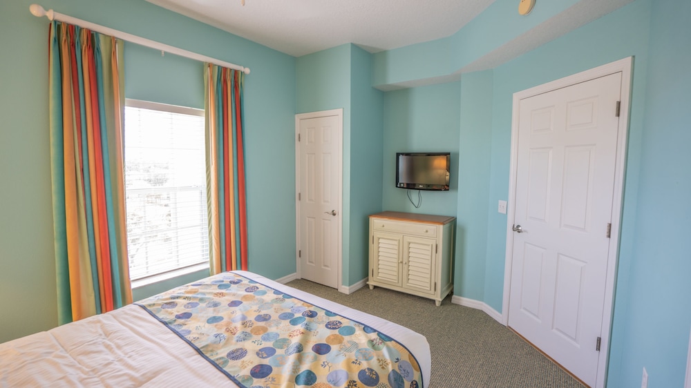 Barefoot Suites 14/69