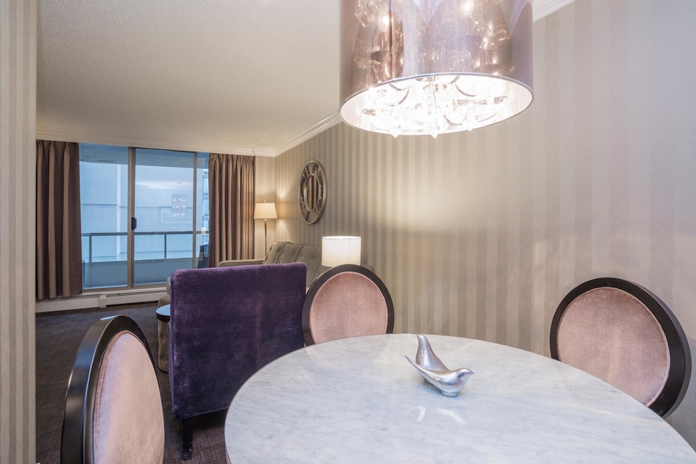 La Grande Residence at the Sutton Place Hotel 33/45