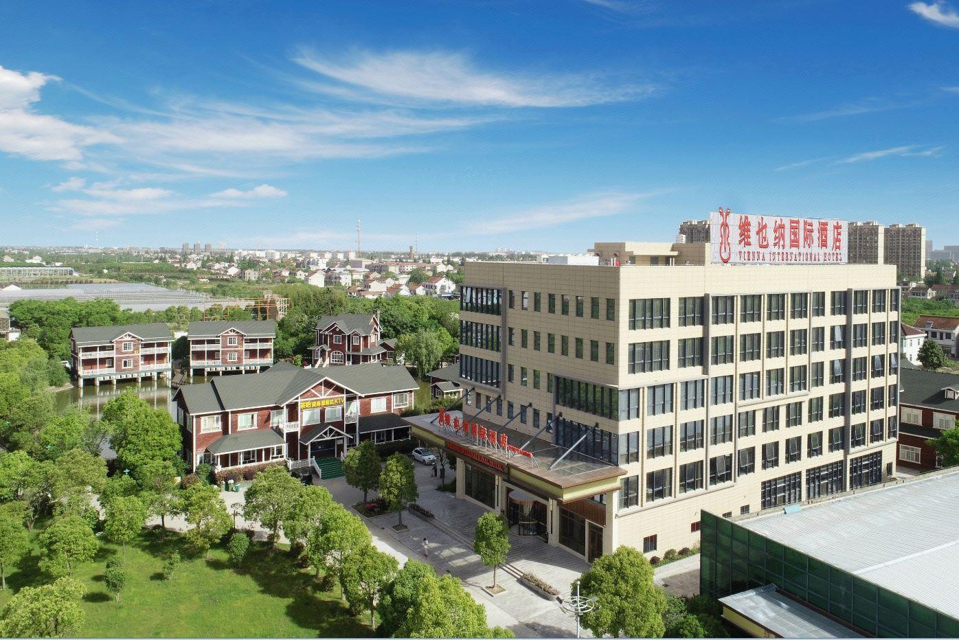 Vienna International Hotel (Qidong Jiangtian Ecological Park) 4/34