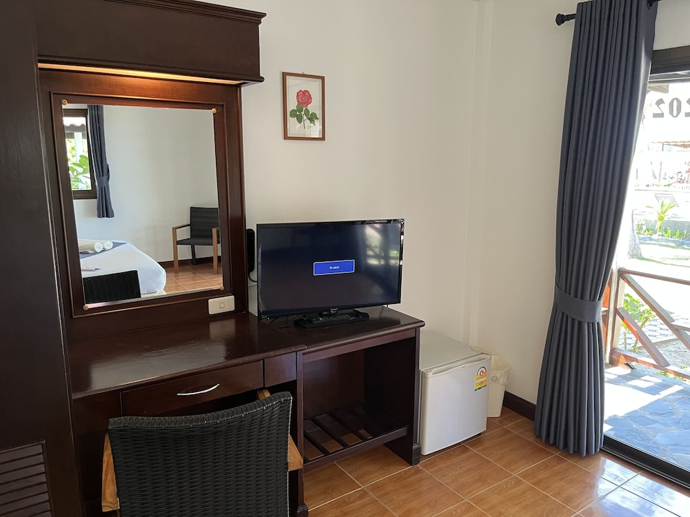 Noble House Beach Resort 39/63