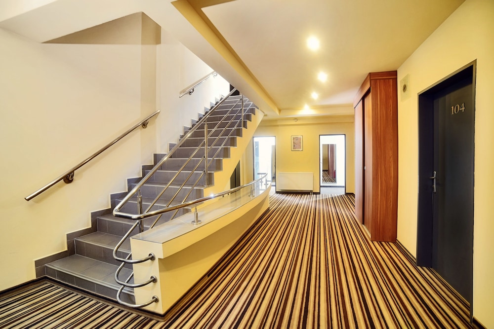 President Hotel 39/63
