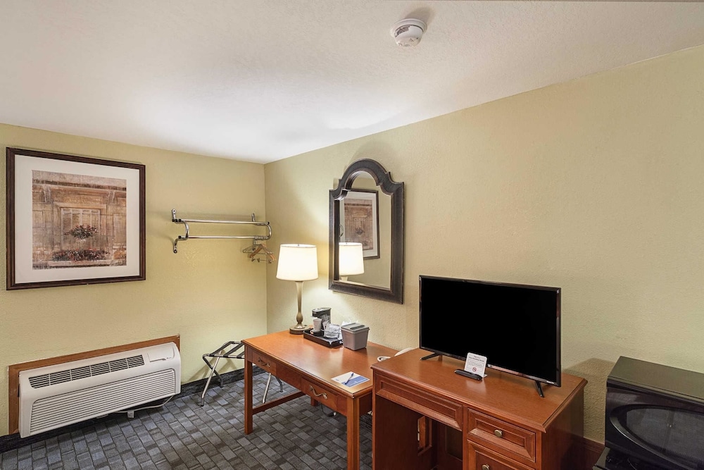 Rodeway Inn Wauseon OH 32/41