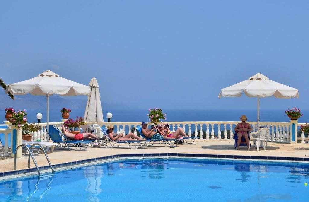 Antilia Apartments 37/38