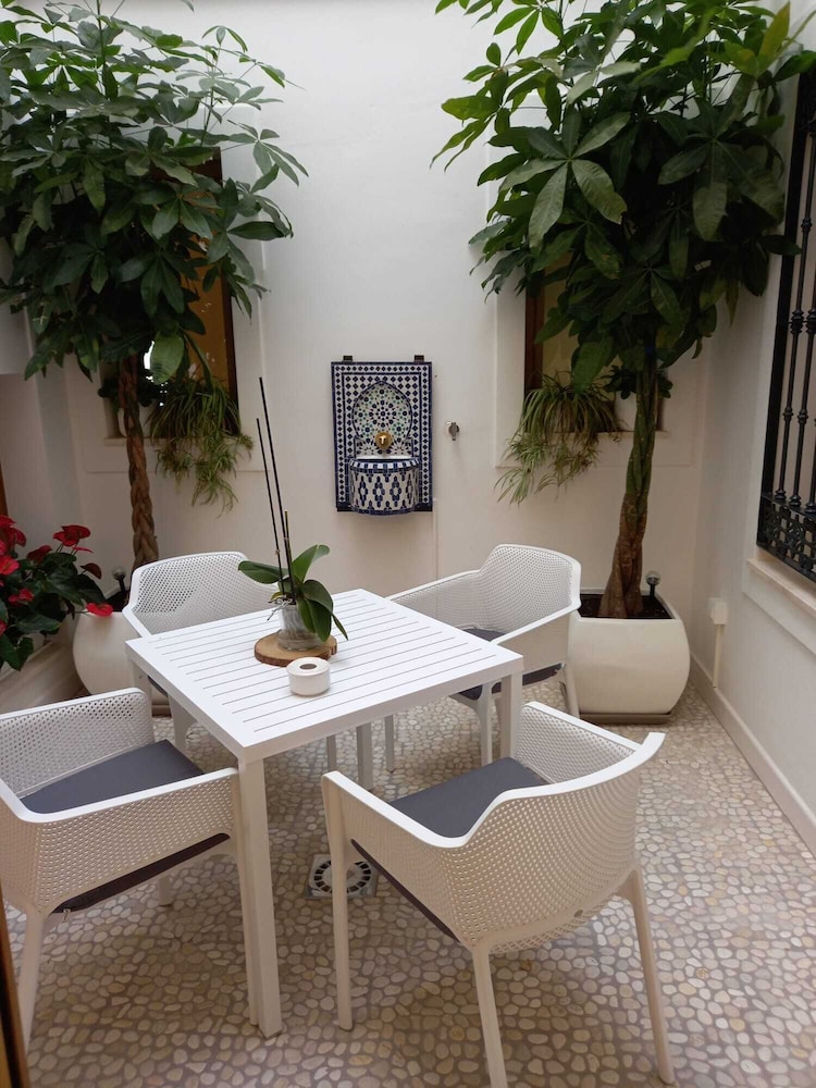 LA PUERTA DE NERJA HOSTAL BOUTIQUE 24/38
