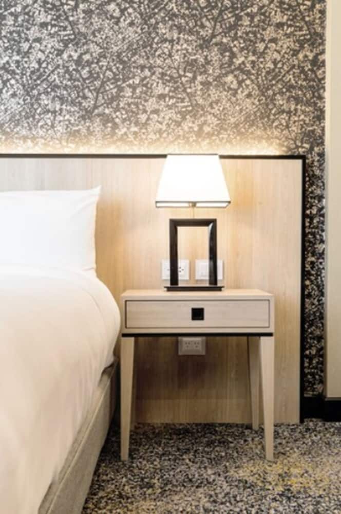 Holiday Inn Rosario 15/80
