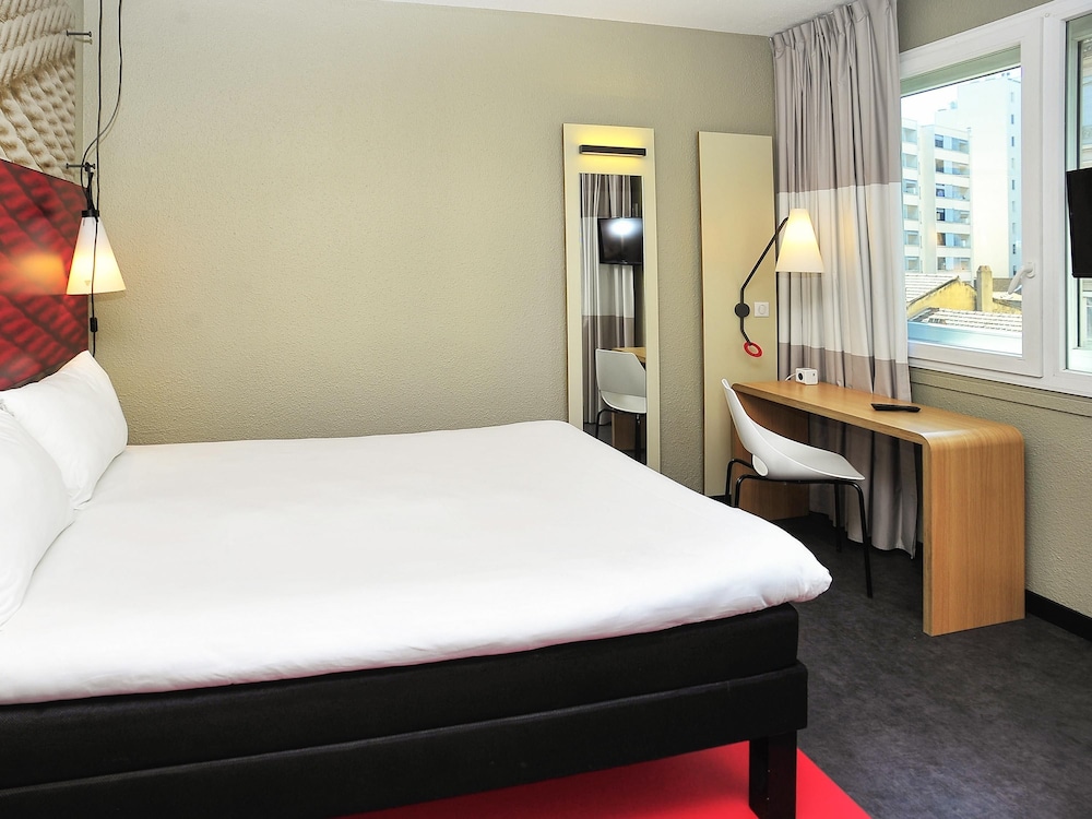 IBIS LYON CENTRE 26/66