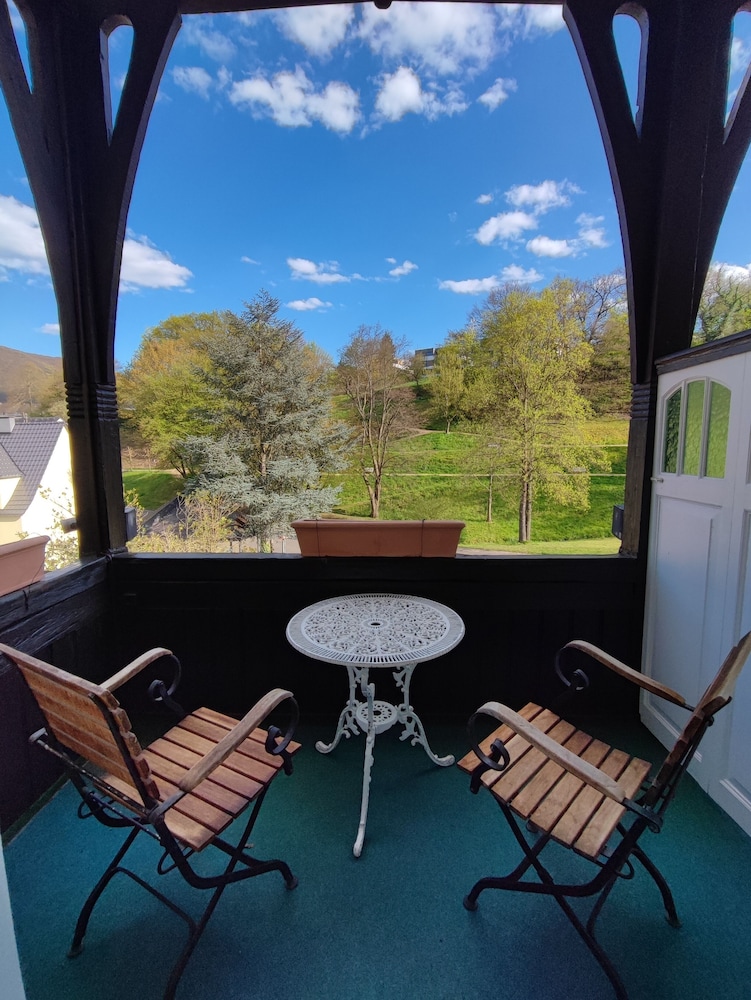 PARK VILLA zentral am Mittelrhein 22/48