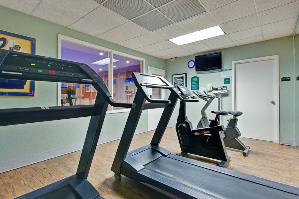 Holiday Inn Express Dryden 29/57