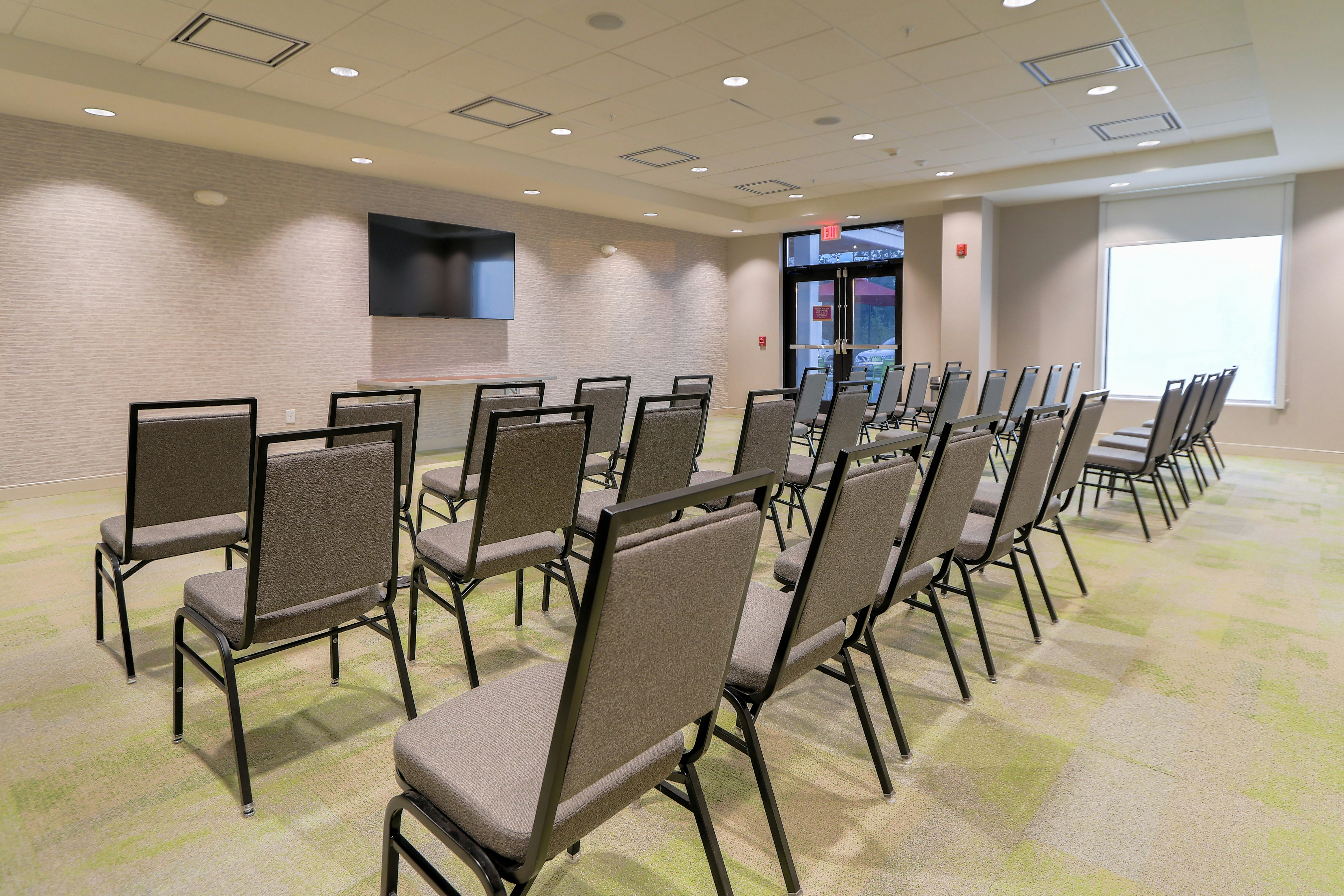 Home2 Suites by Hilton Alcoa Knoxville Airport 20/28