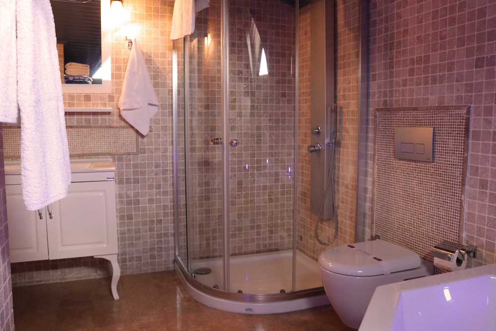 Cunda Rota Hotel 46/50