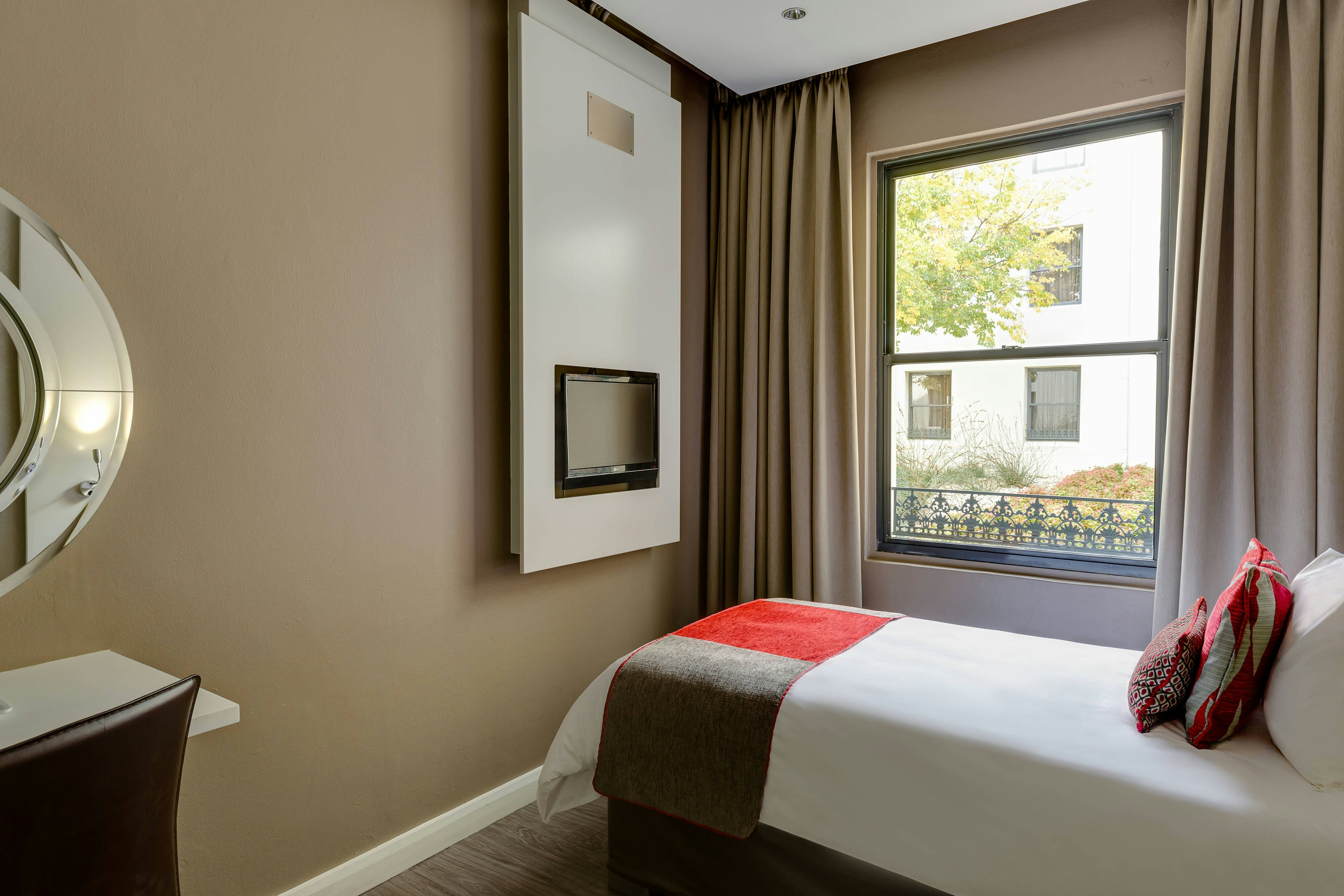 Protea Hotel Breakwater Lodge 30/79
