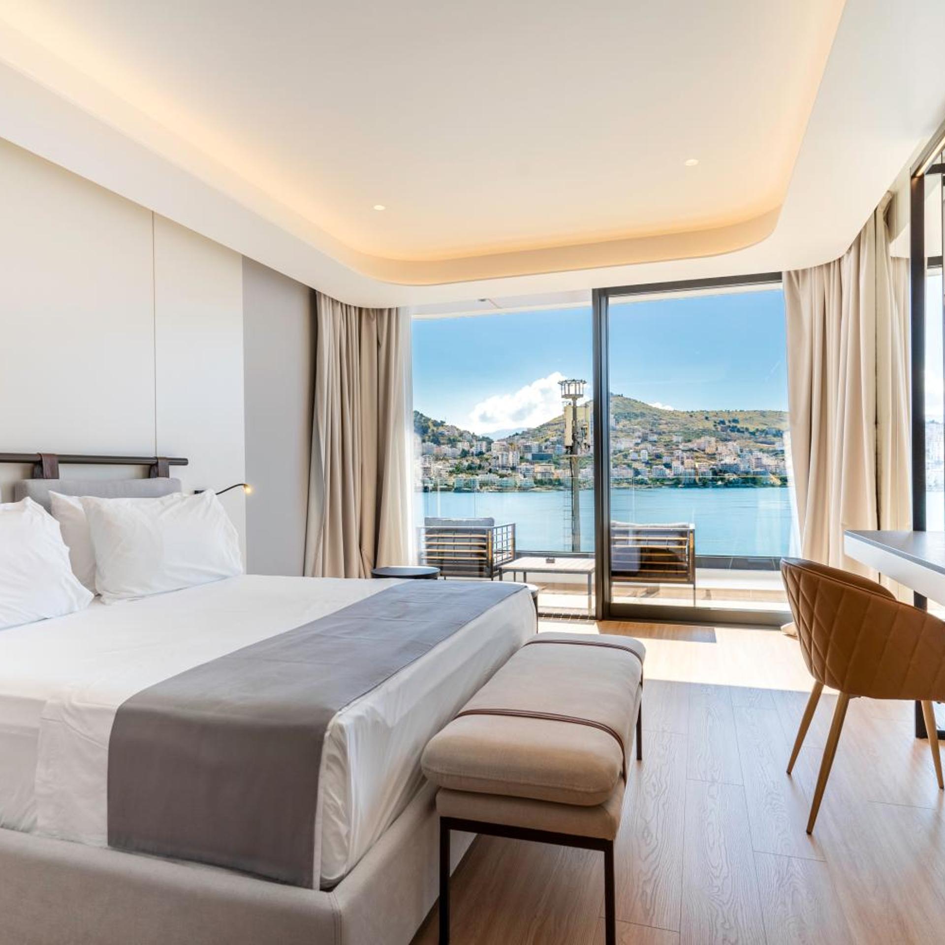Yacht Premium Hotel 19/50