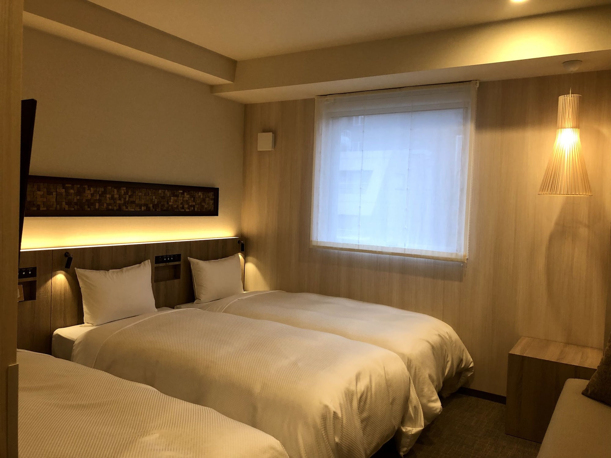 ROOM, TRIPLE
