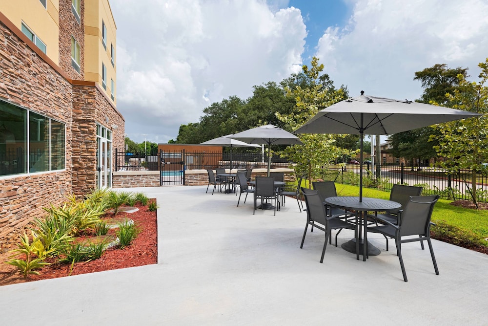 Fairfield Inn & Suites By Marriott Houston Missouri City 25/30