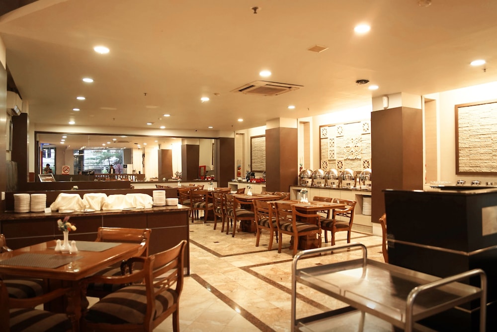 Dreamtel Jakarta 48/68